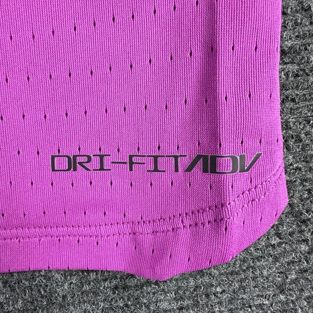 Nike aeroswift dri
